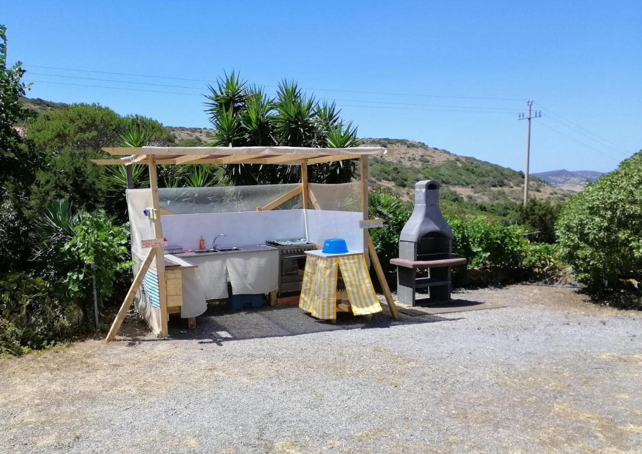 Agriturismo Glamping Erbe Matte SantʼAntìoco Buitenkant foto