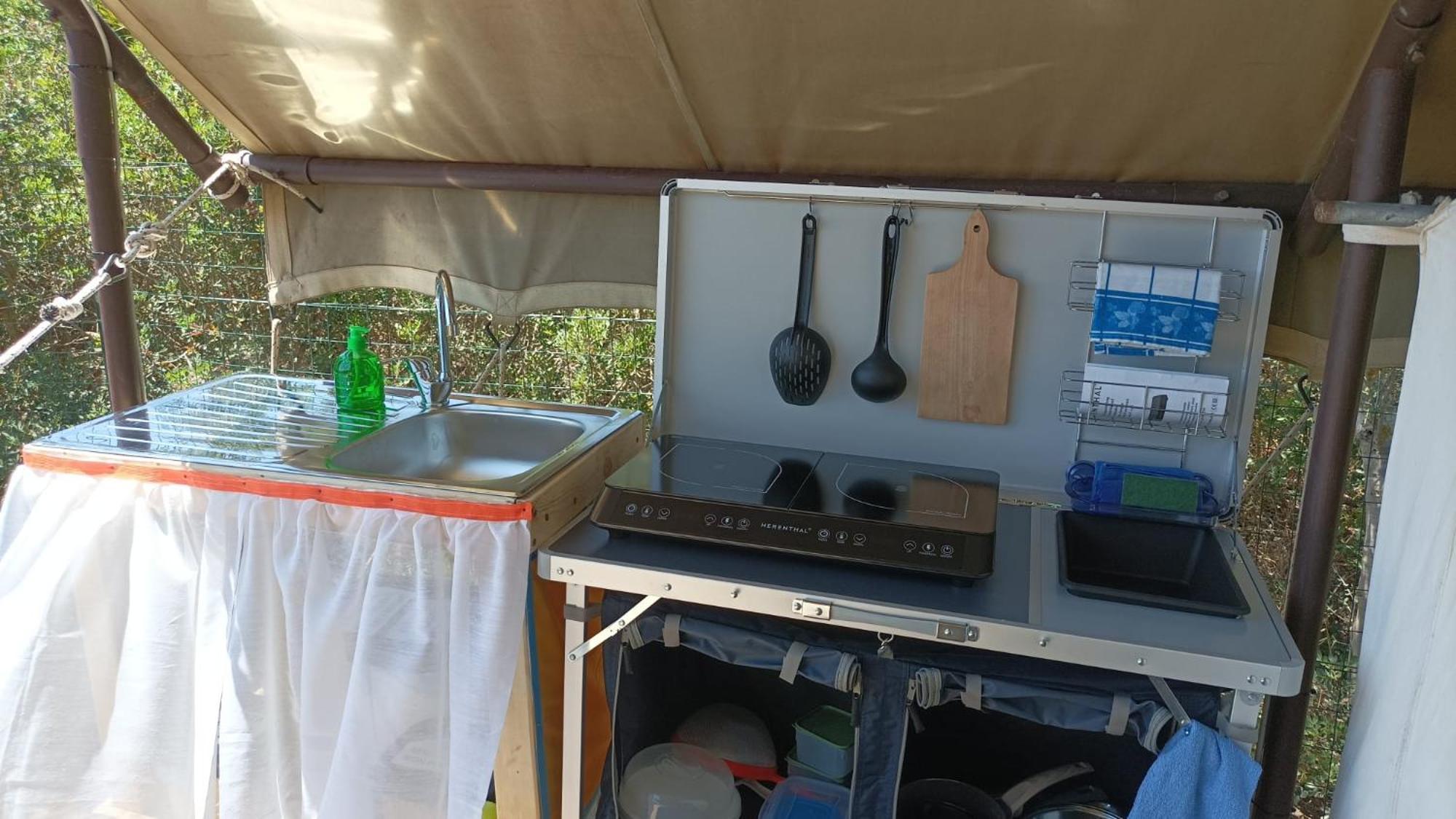 Agriturismo Glamping Erbe Matte SantʼAntìoco Buitenkant foto