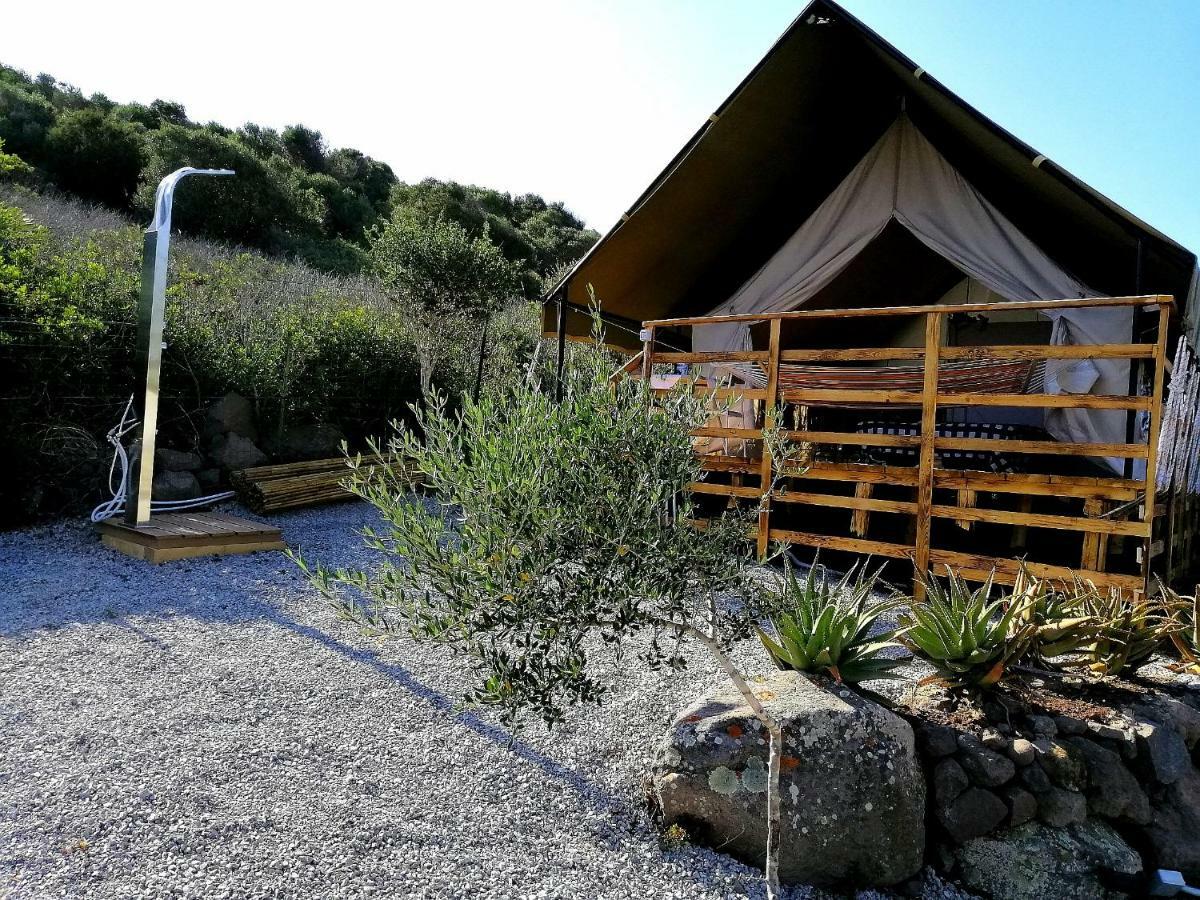 Agriturismo Glamping Erbe Matte SantʼAntìoco Buitenkant foto